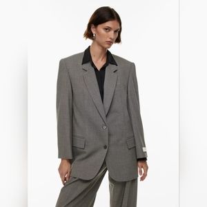 Aritzia babaton strategy blazer